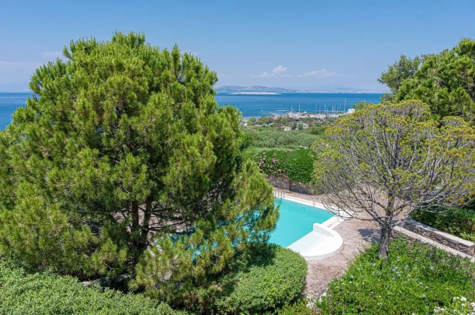 Secret Garden Residence