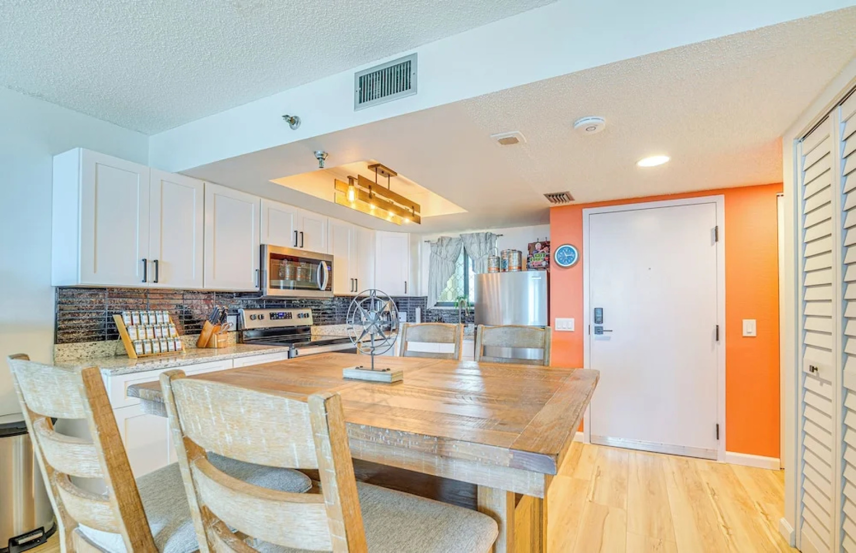 Upscale Gulf Front Hudson Condo w/ Pool