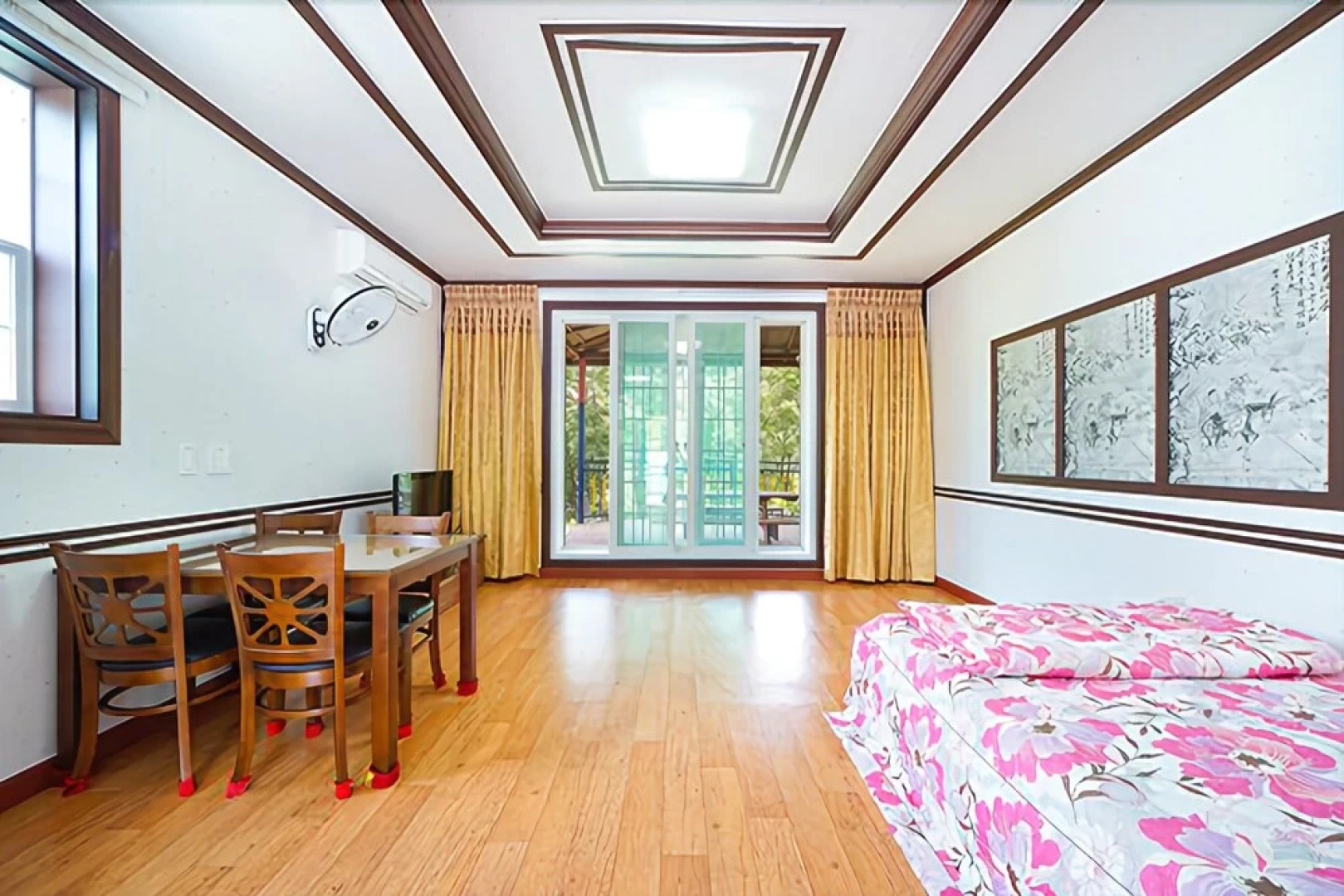 Danyang Countryside Path in Forest Pension