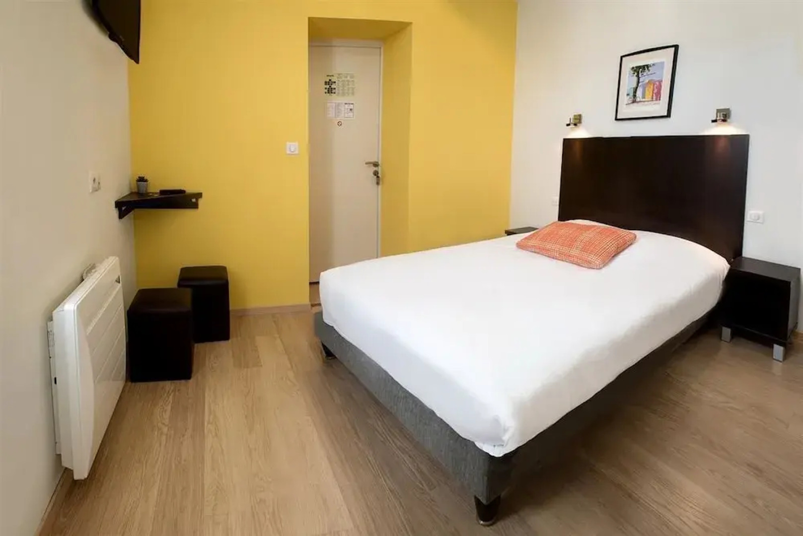 Les Bains Boyardville Hotel Et Restaurant