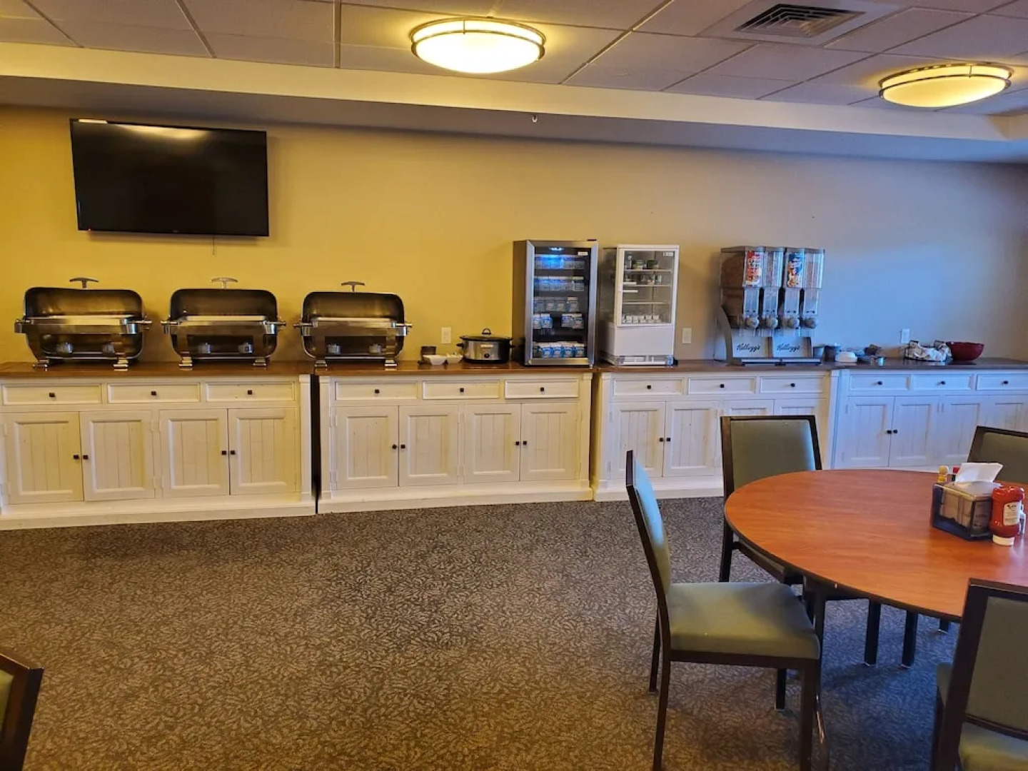 Clarion Hotel & Suites Williston