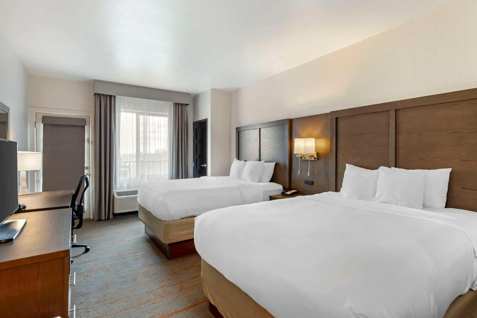 Comfort Inn & Suites Brighton Denver NE Medical Center