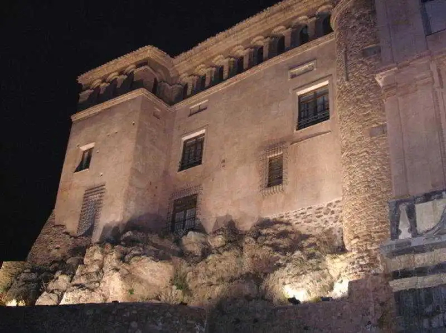 Hospedería Papa Luna