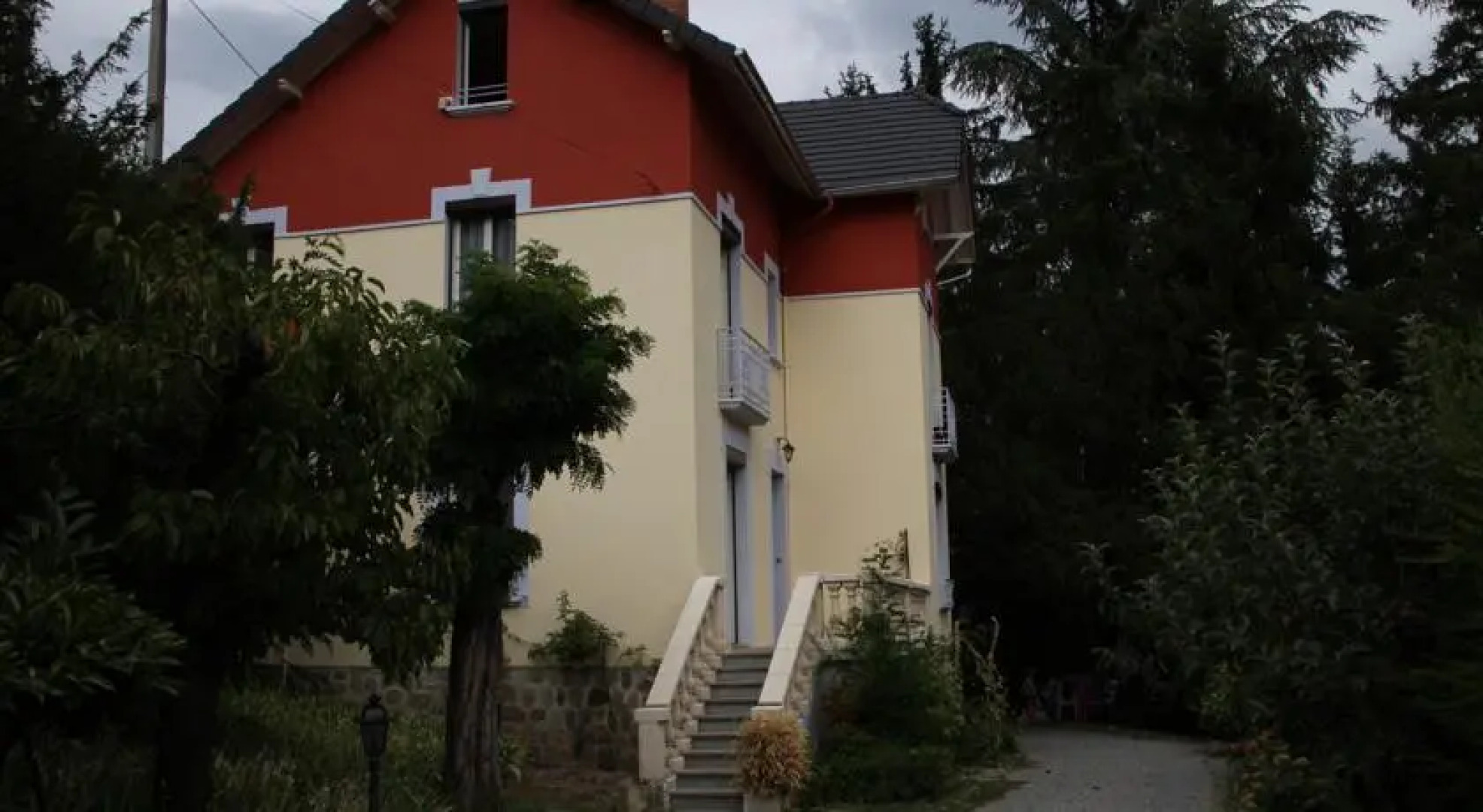 Les Trois Chardons Bleus