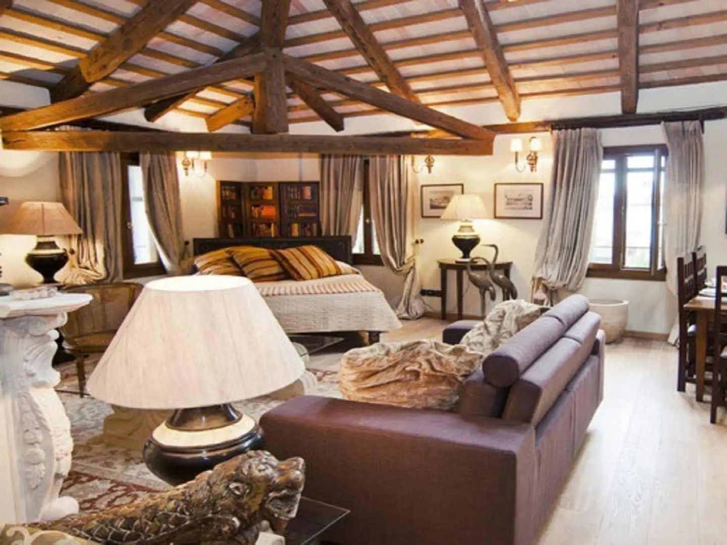 Venice Country Apartments