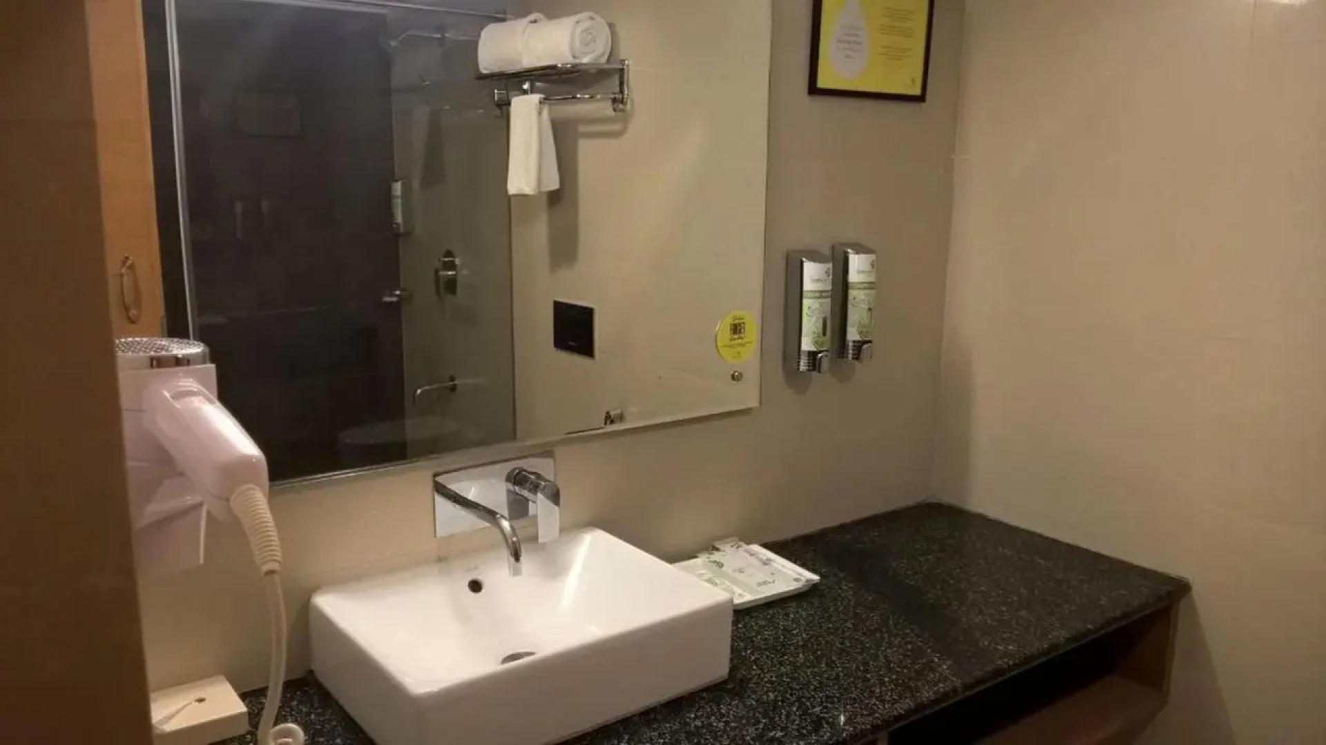 Lemon Tree Hotel, Dehradun