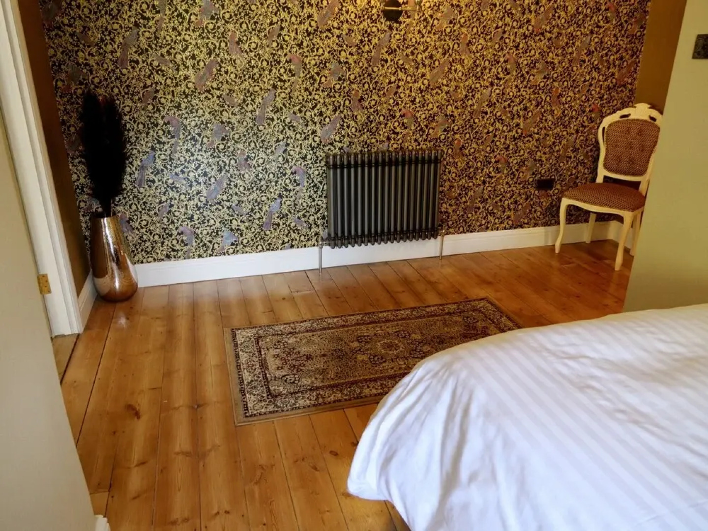 Luxury 9 Bed Manor House Hot Tub Cinema Room Skytv