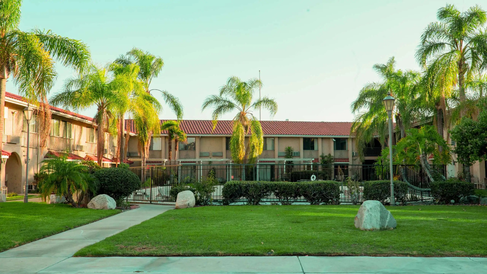 Motel 6 Anaheim Hills