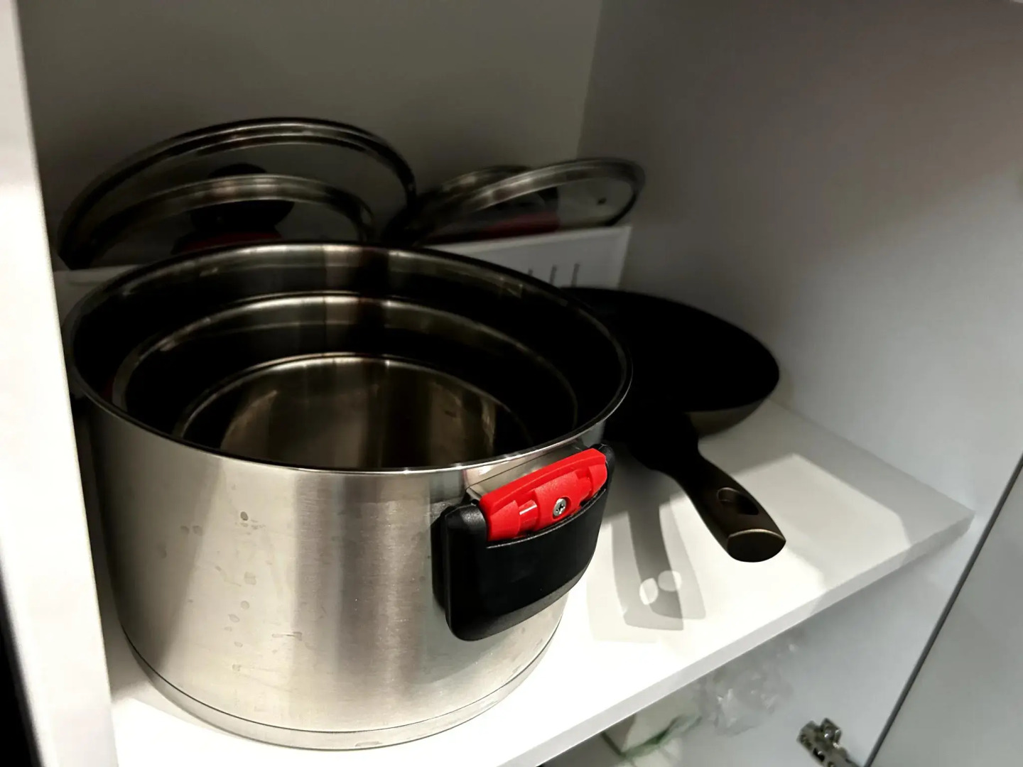 Апартаменты на аллее Тулонская 12