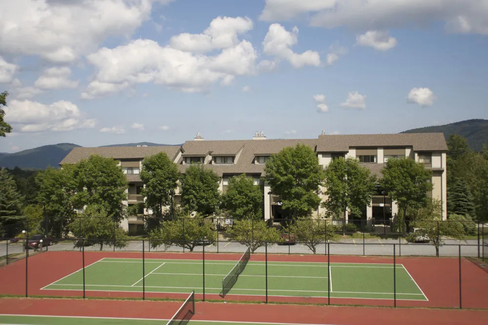 Pinnacle Condominiums