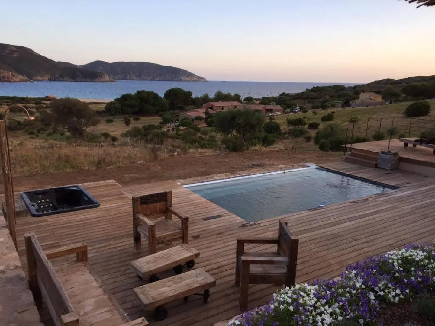 Les Bergeries D'arone