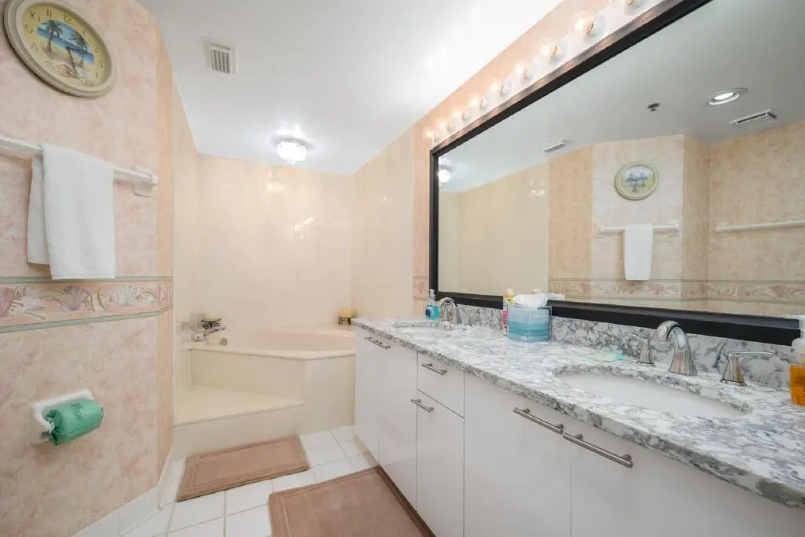 Towers 2 - Ocean Towers 2102