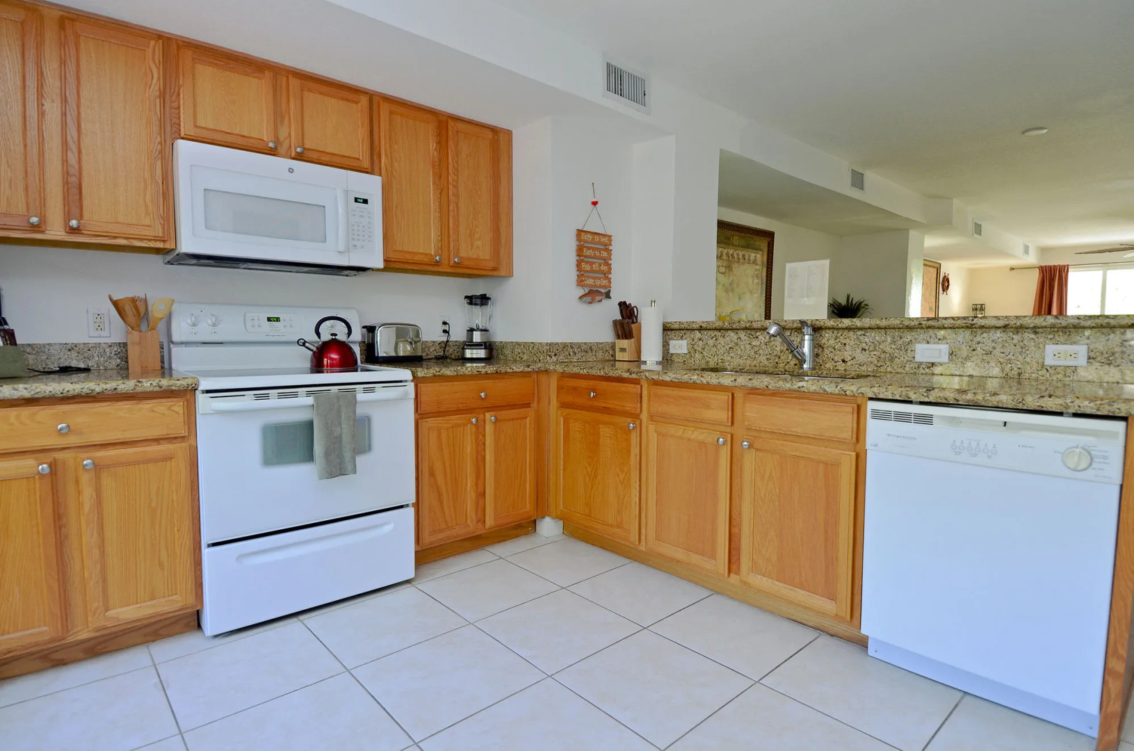 Mariner's Resort Villas & Marina