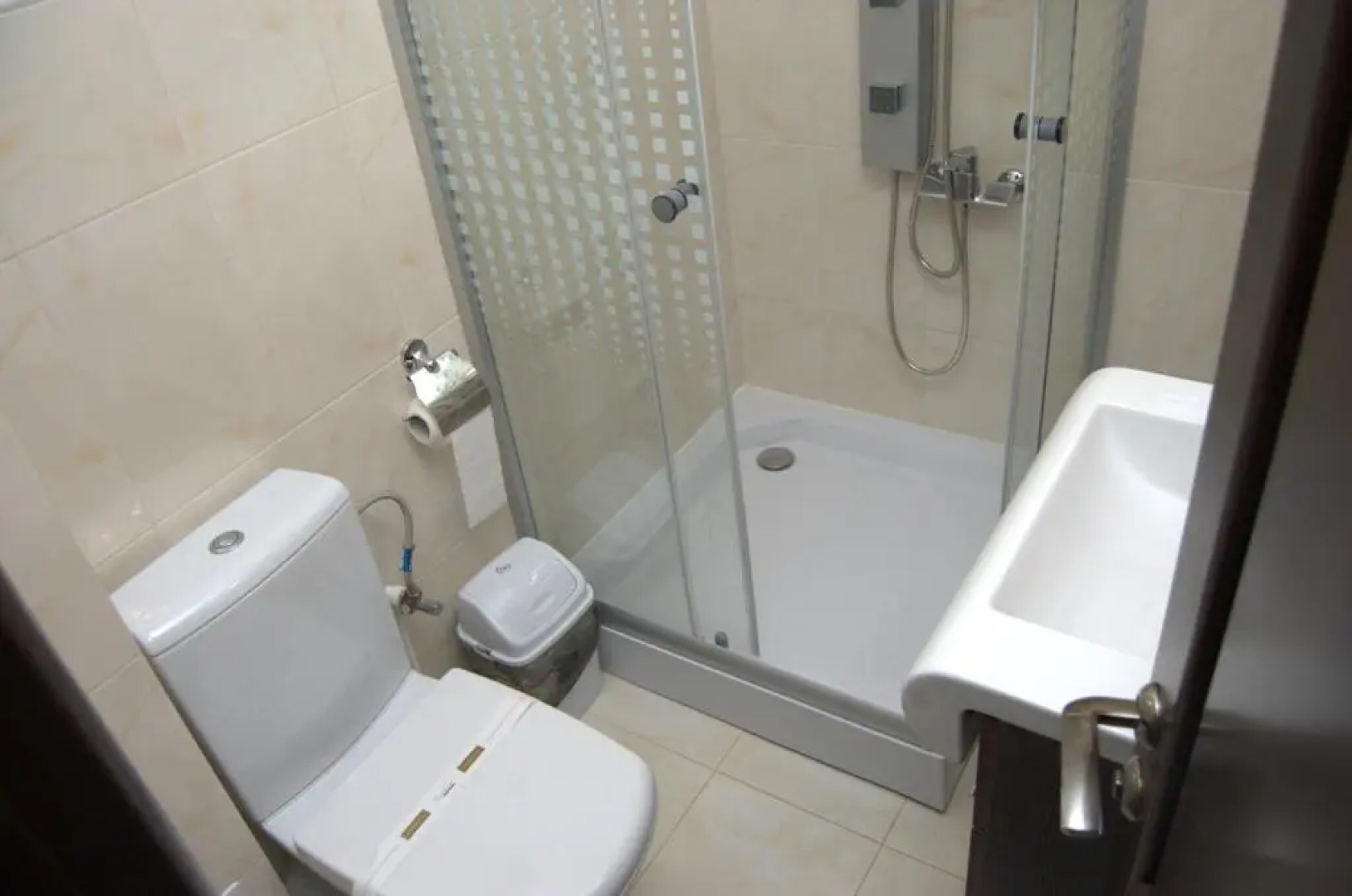 Complex Parc Pini Moinesti