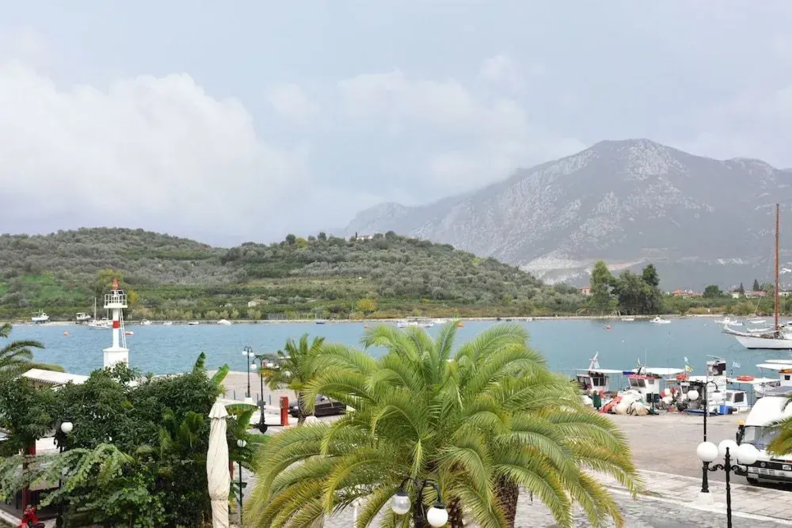 Epidavros Plaza Hotel - Music Bar