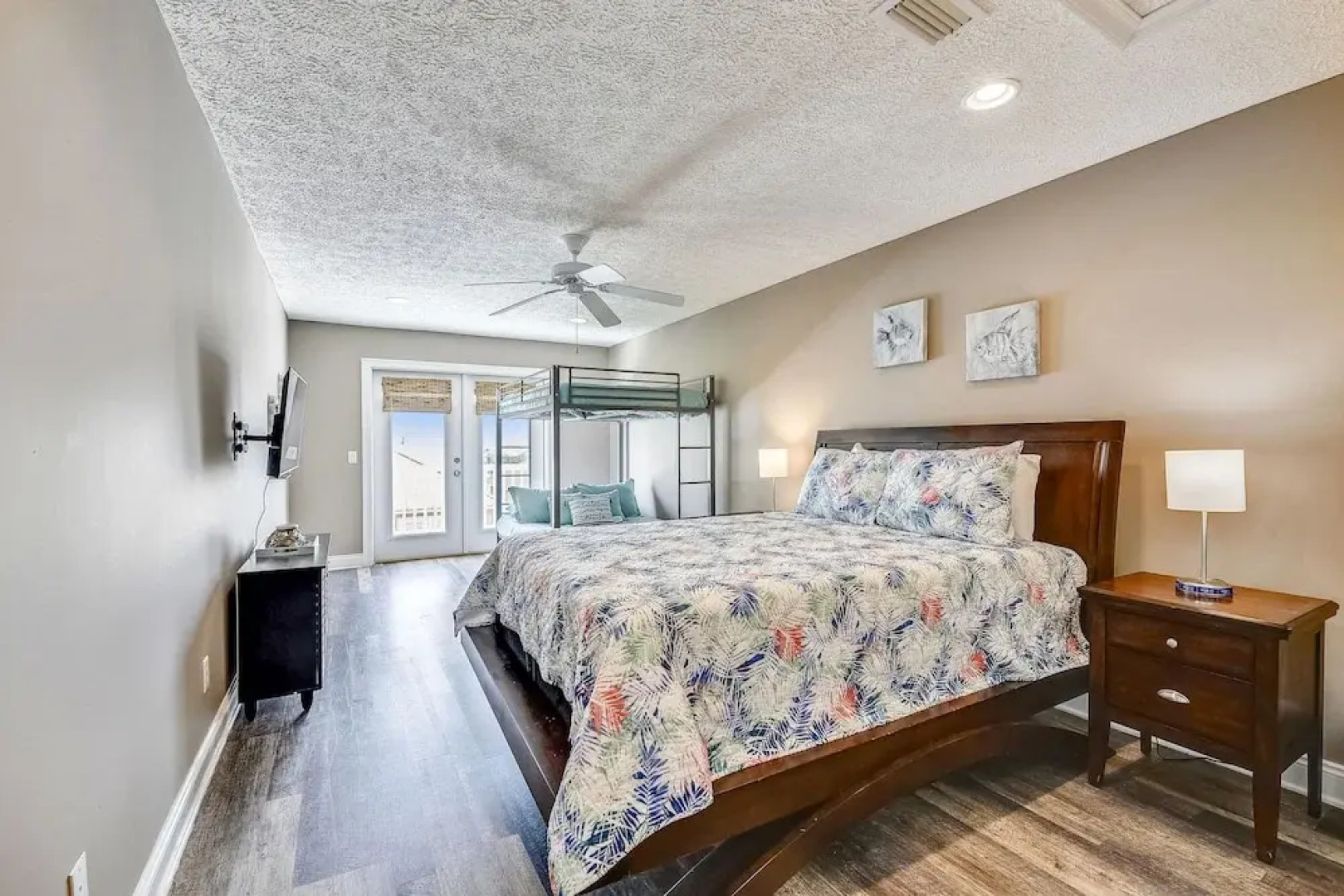 Serenity Beach by Book That Condo