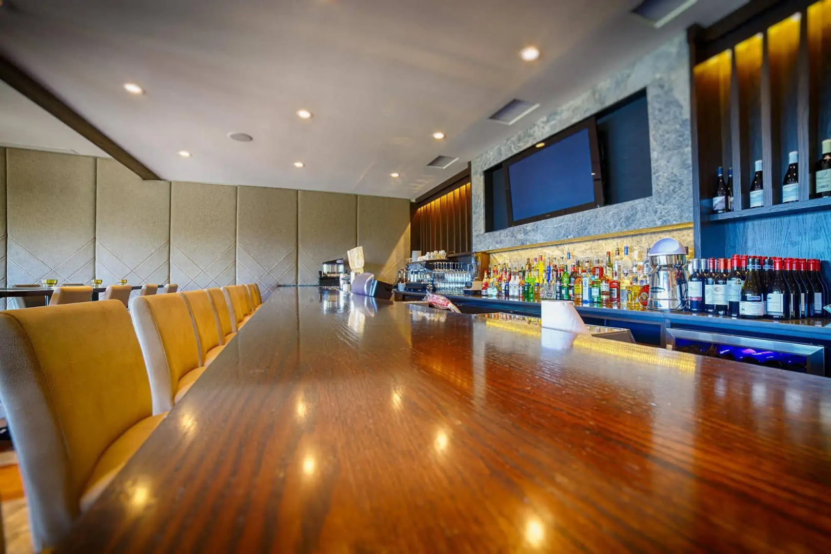 Sproat Lake Landing Resort