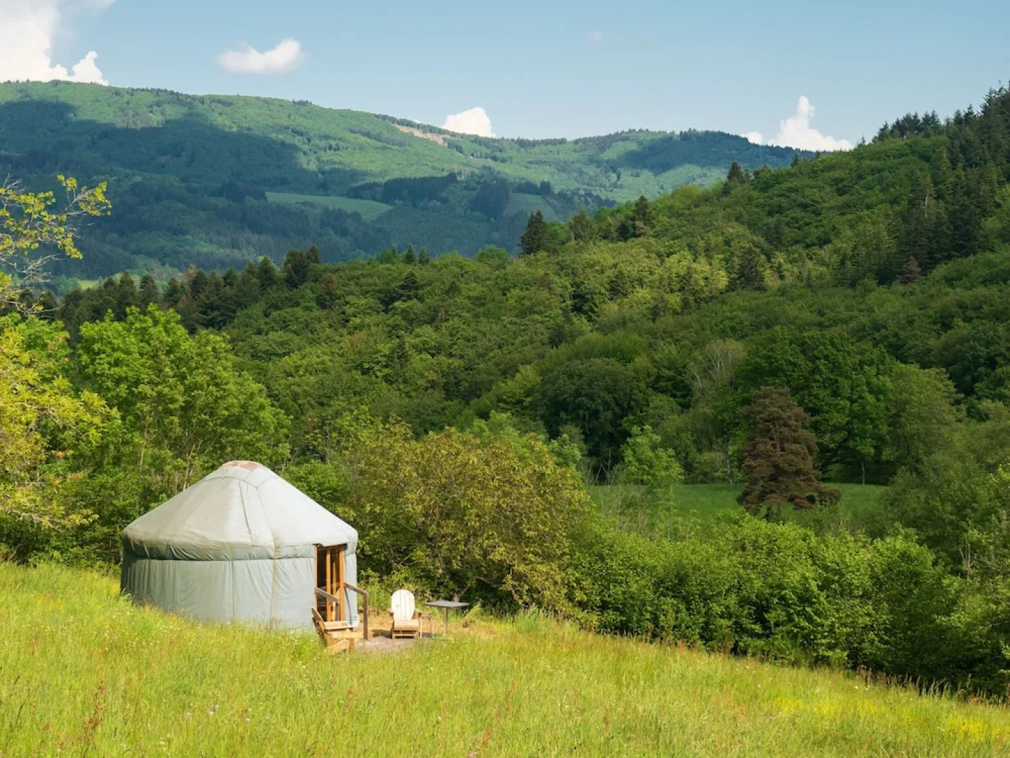 Yourtissimo - La Maison Rouge