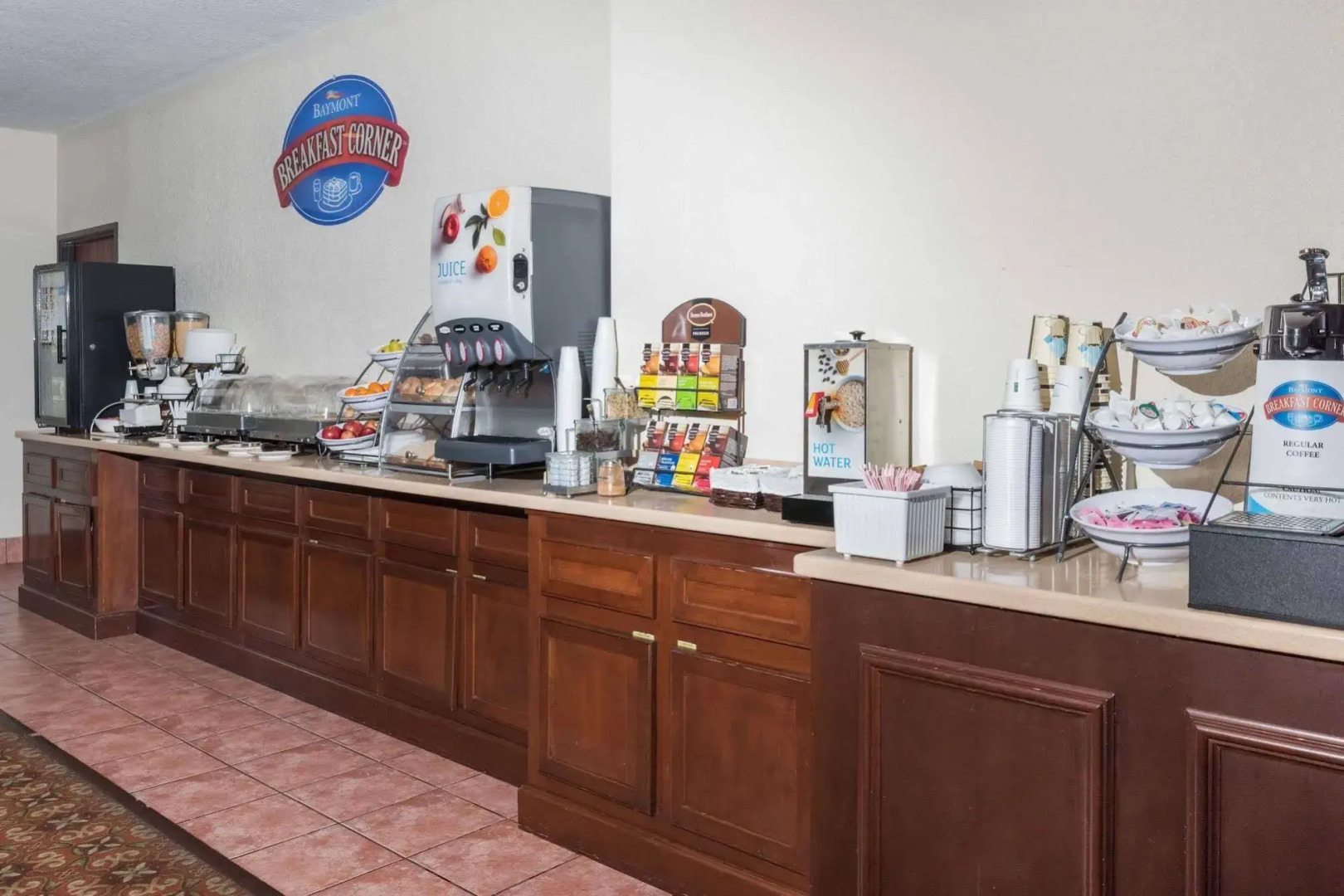 Seasons Inn & Suites Highland