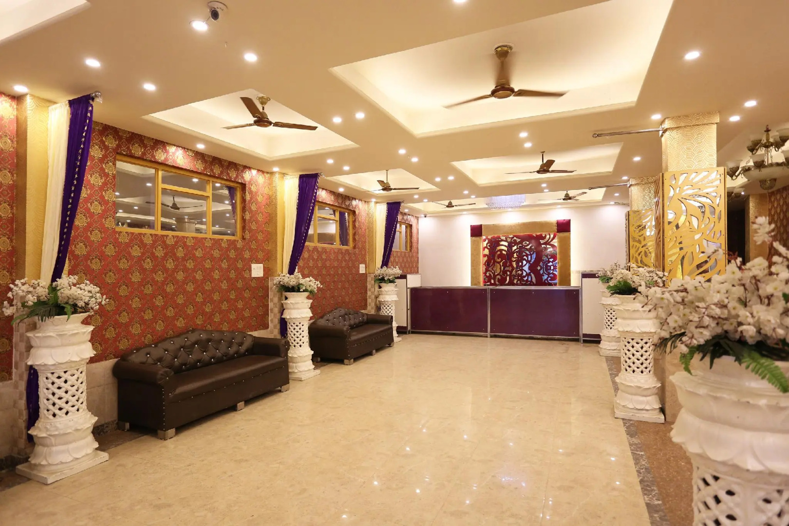 OYO 12833 Century Grand