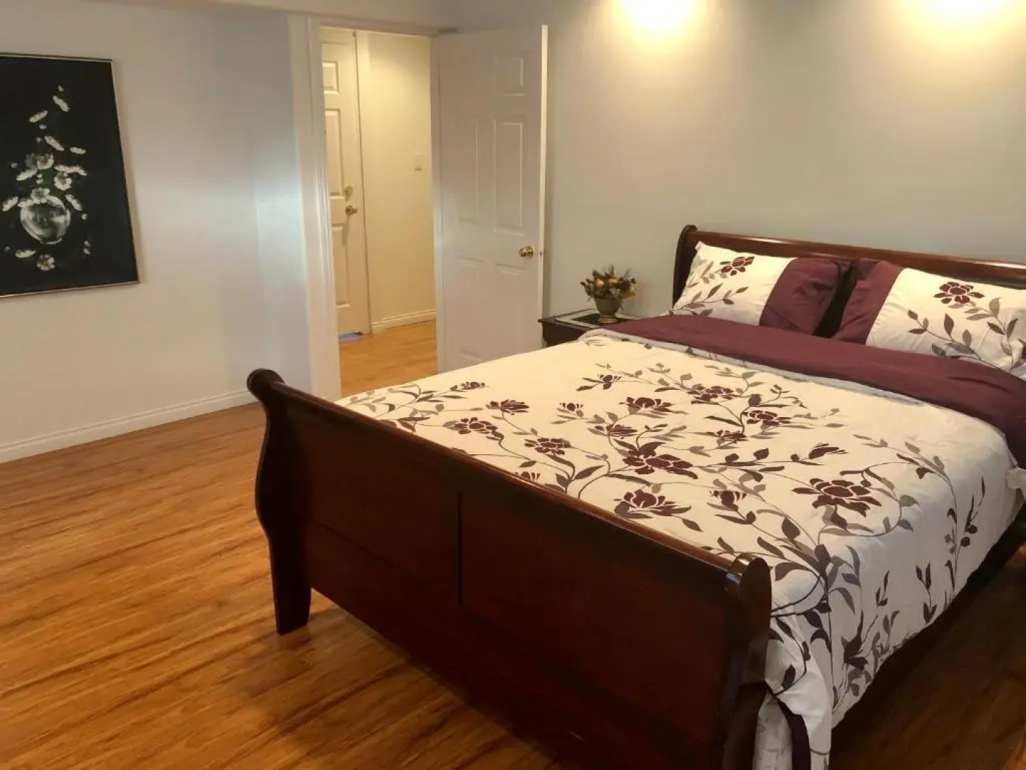 Beautiful Modern Suite