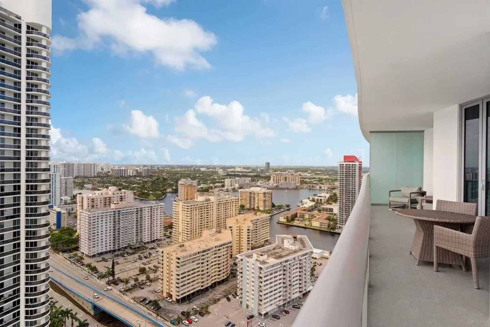 Hyde Resort Apartments by SV Rentals