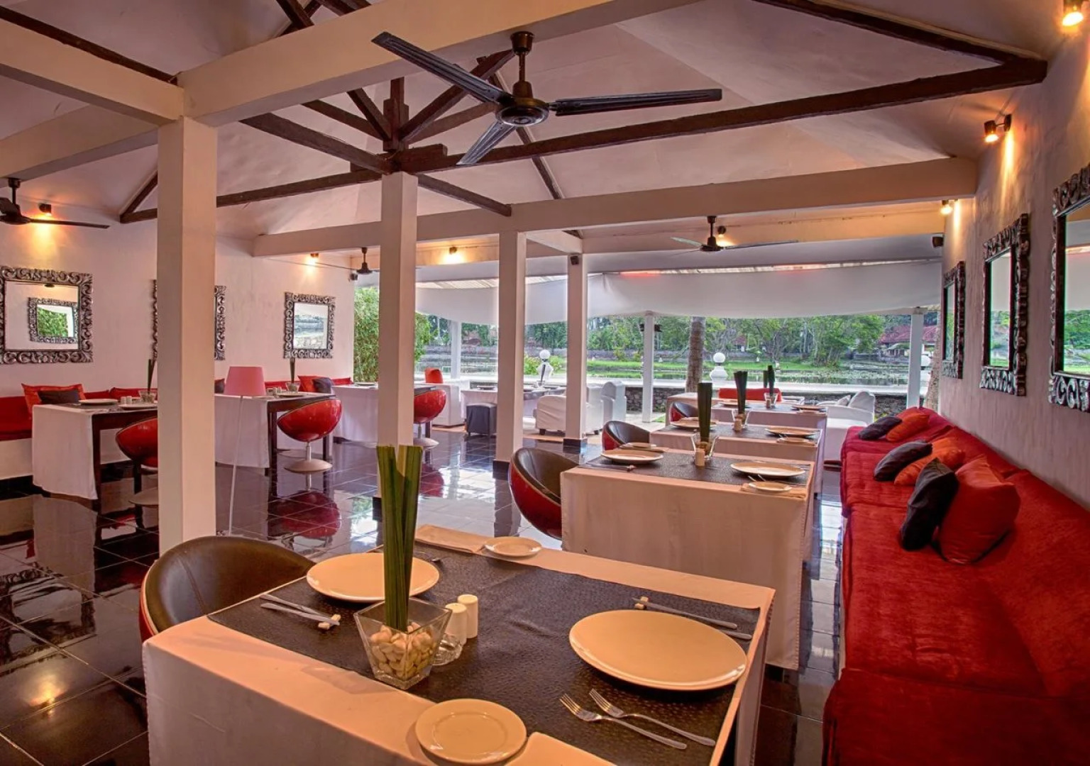 Le 48, Zen & Happy Resort