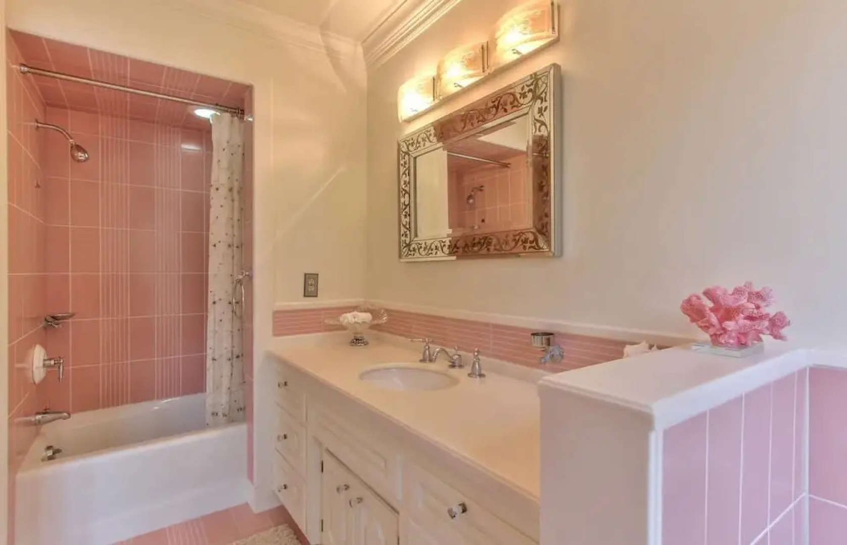 Lx33: Luxury Vacation Villa On Pebble Beach With Pool