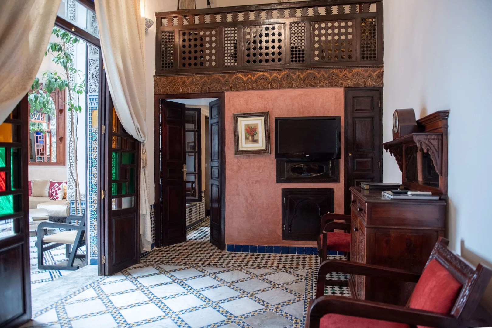 Riad Maison Bleue And Spa