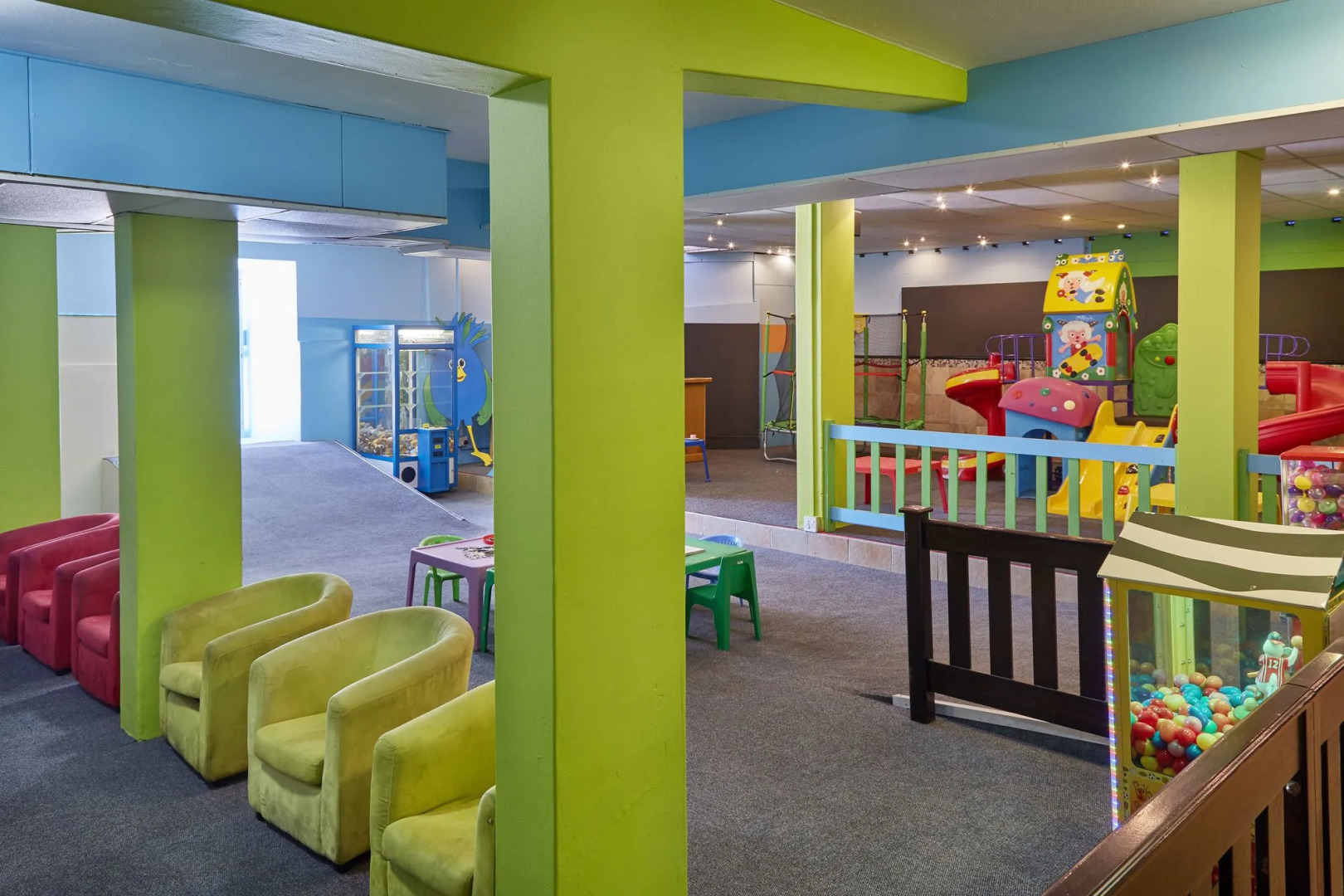 First Group La Montagne