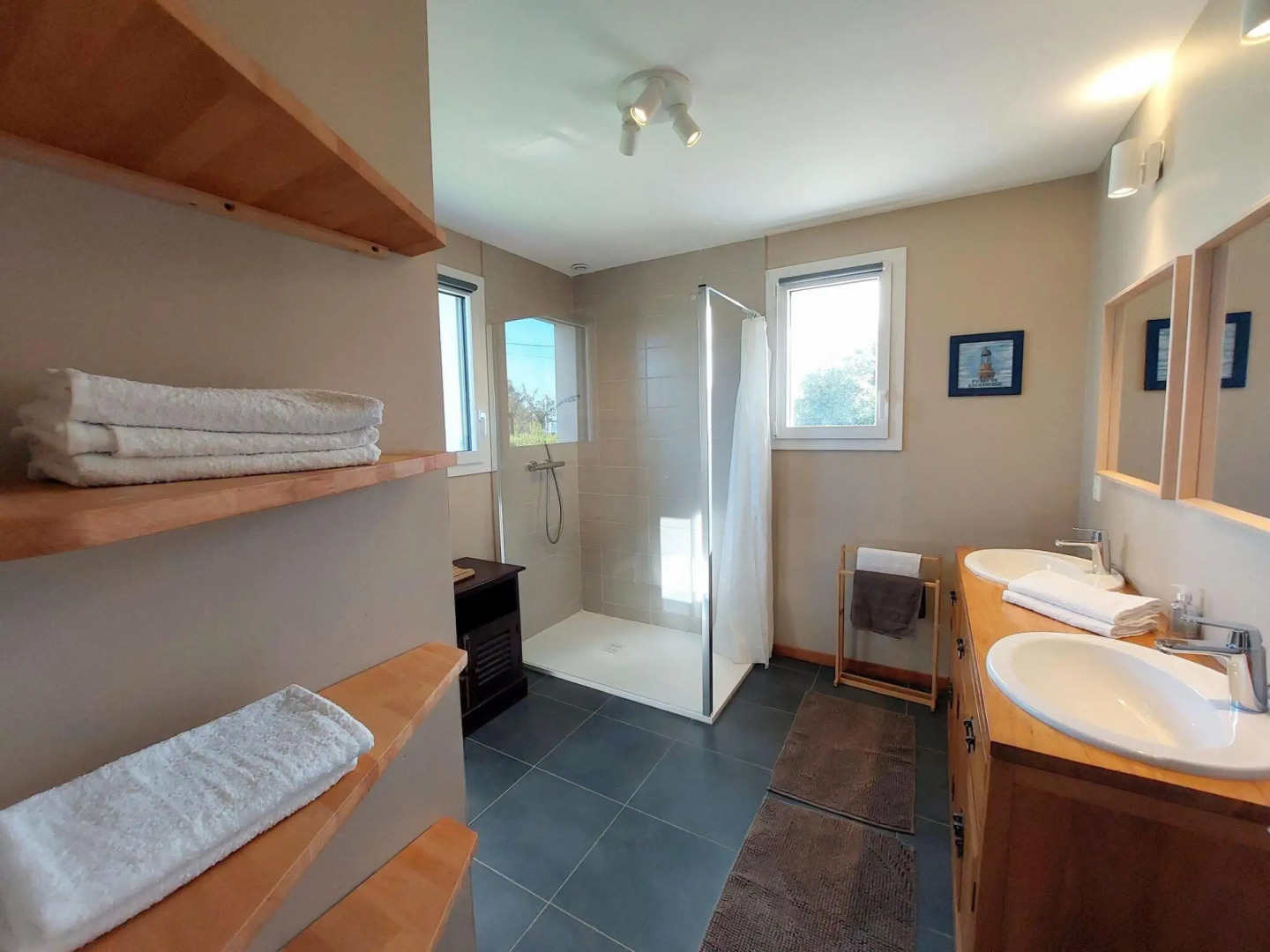 Breton holiday home in a quiet location near the beach