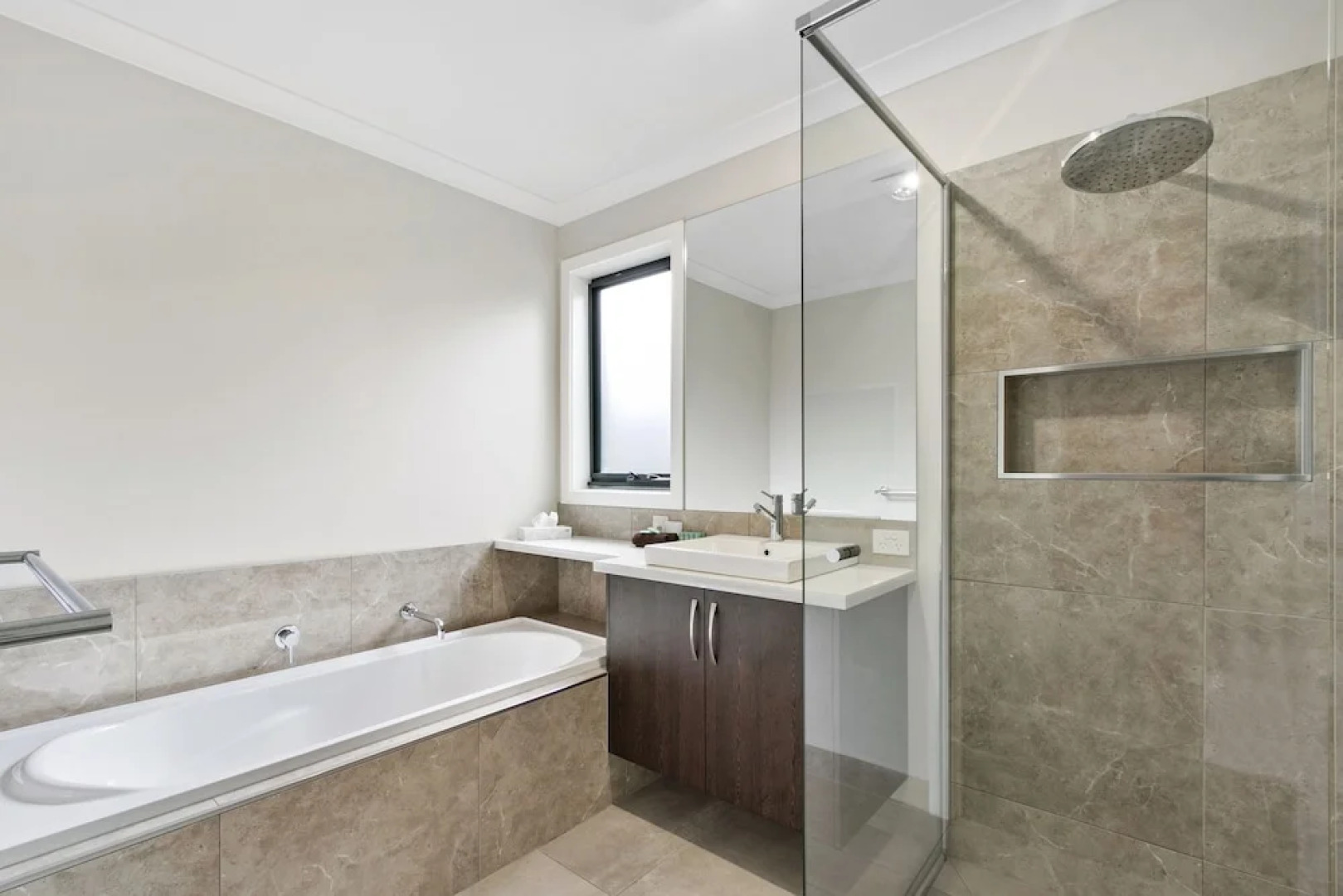 Best Western Aspen & Apartments