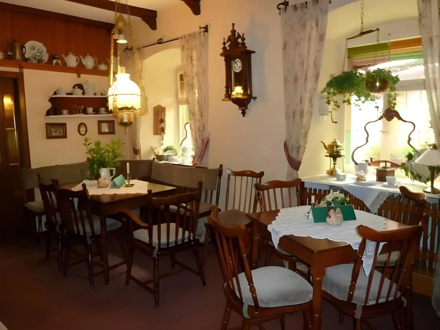 Alte Weinstuben Steinfelder Hof