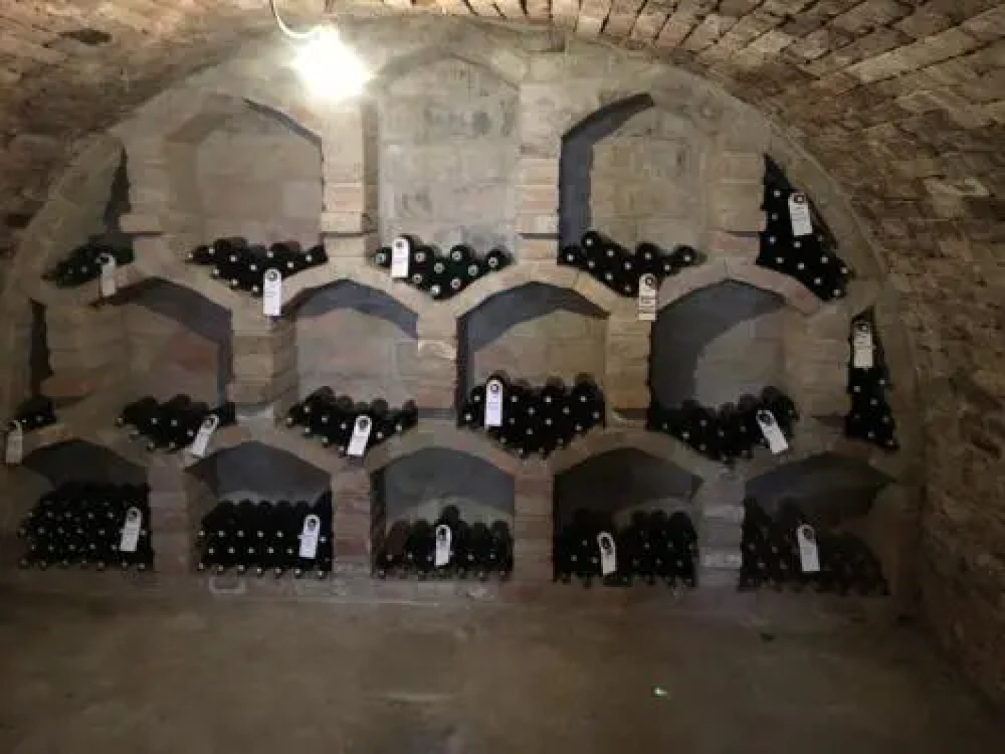 Vinný Sklep Monty Velké Bílovice