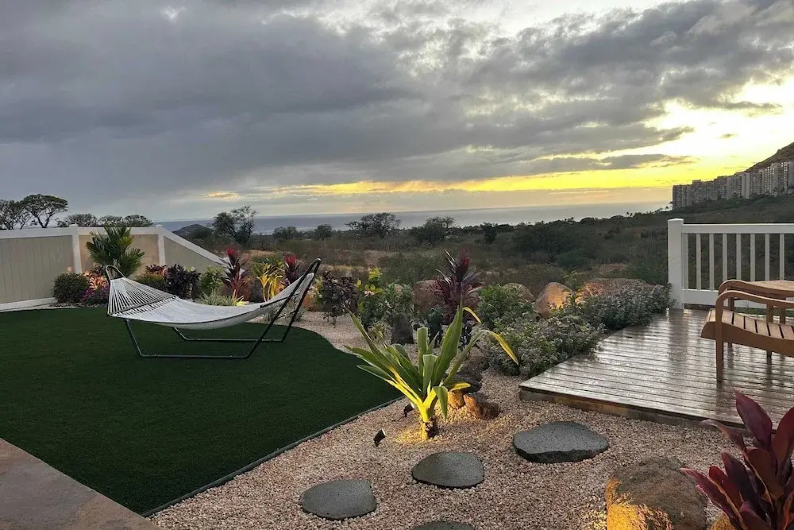 Sleeps 16, 2 Homes Ocean Views, Shared Pool + Gym, Near the Beach Avantstay