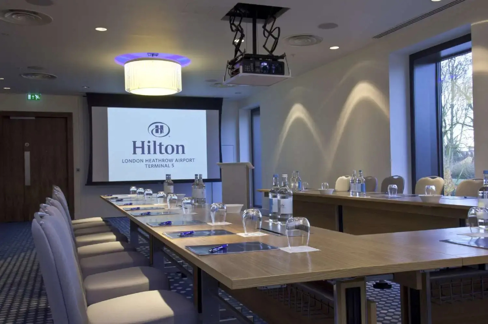 Hilton London Heathrow Airport Terminal 5