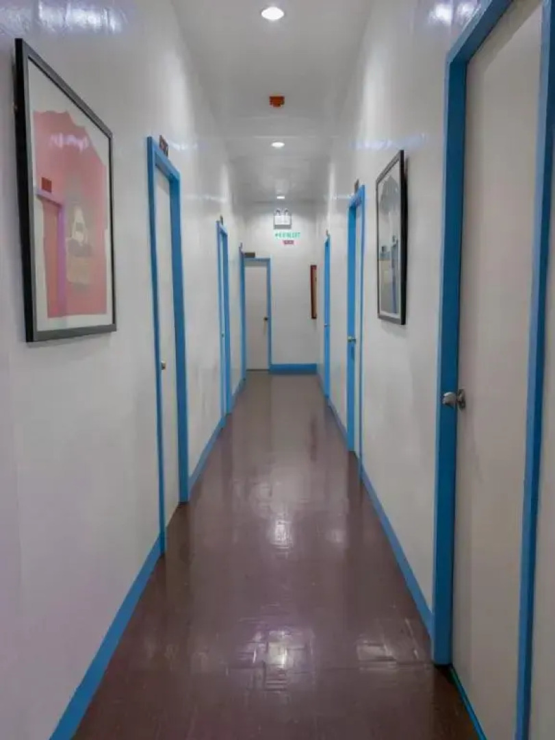 RedDoorz Hostel @ Popoy's Backpackers Mati