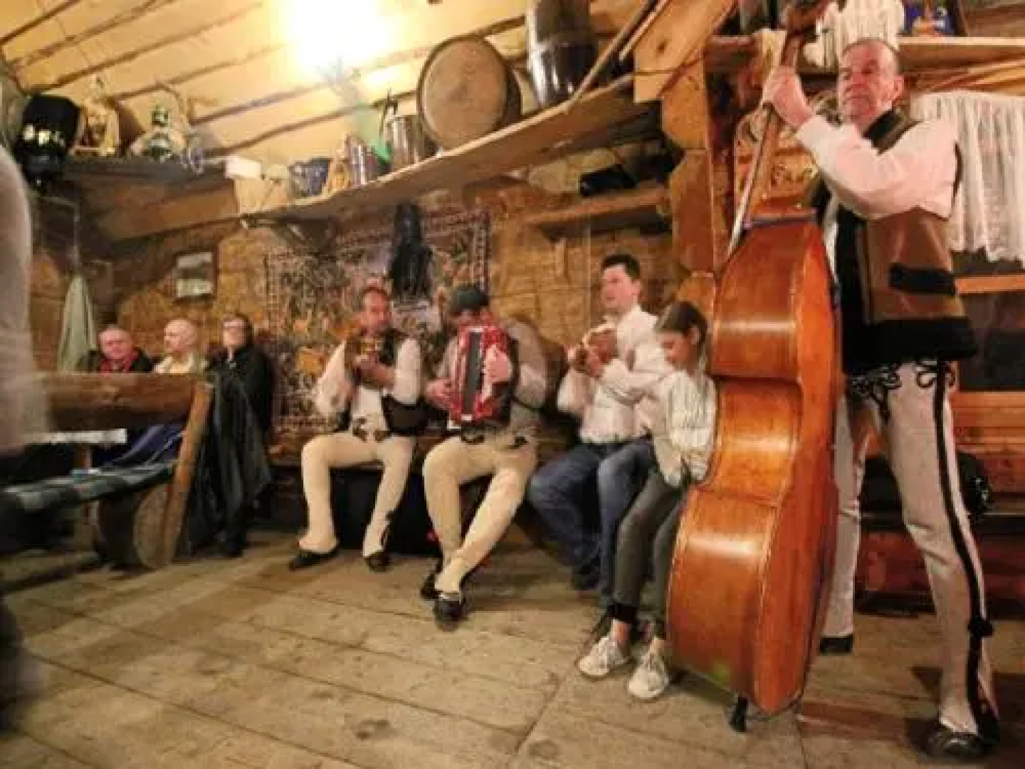 Chatka U Hazy Regionalne Pokoje