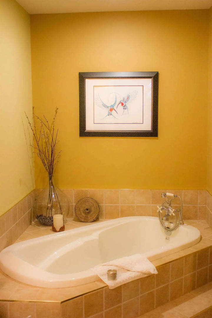 Tranquility Bay Waterfront Inn