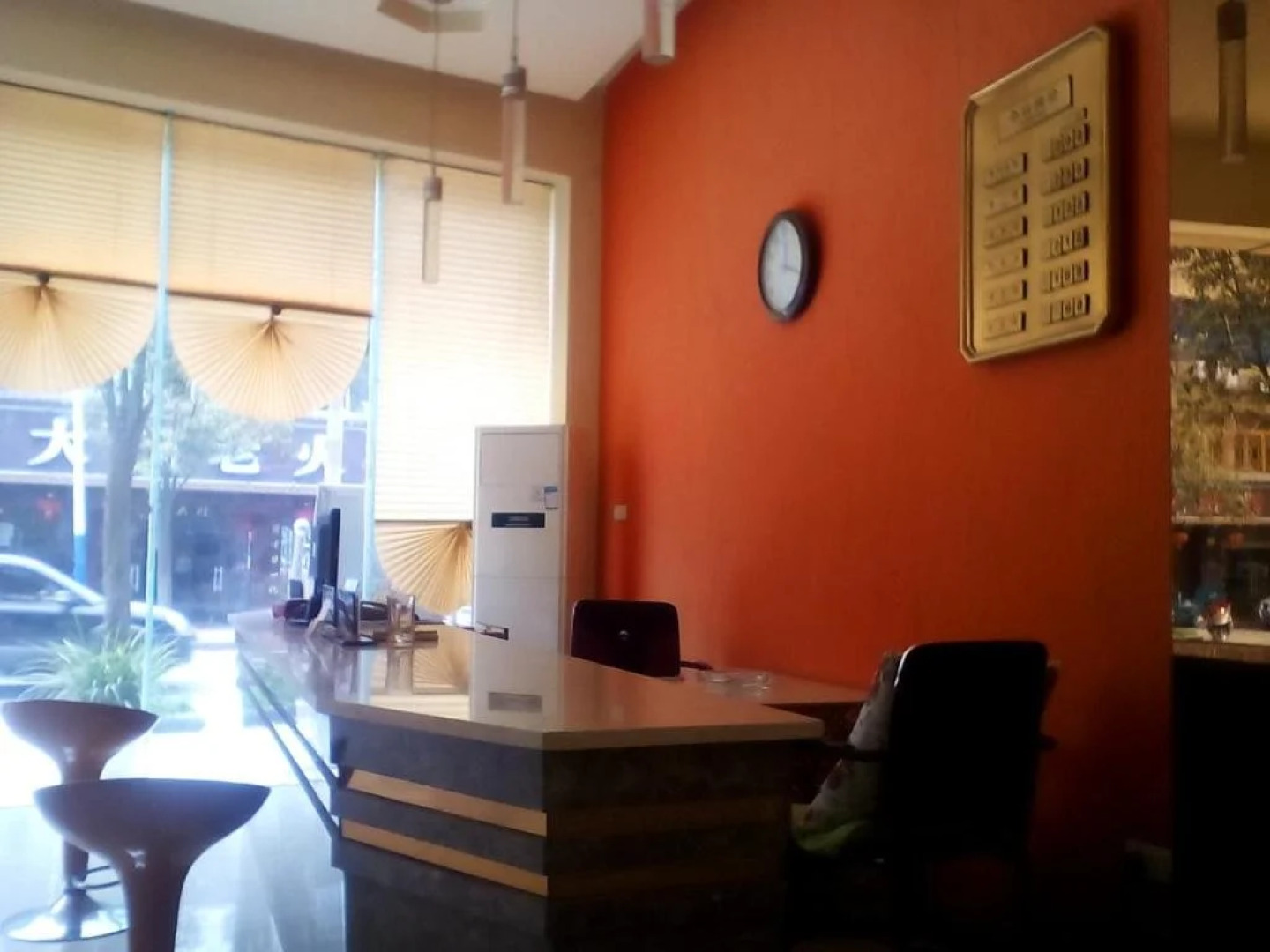 Enshi Fast 8 Business Inn