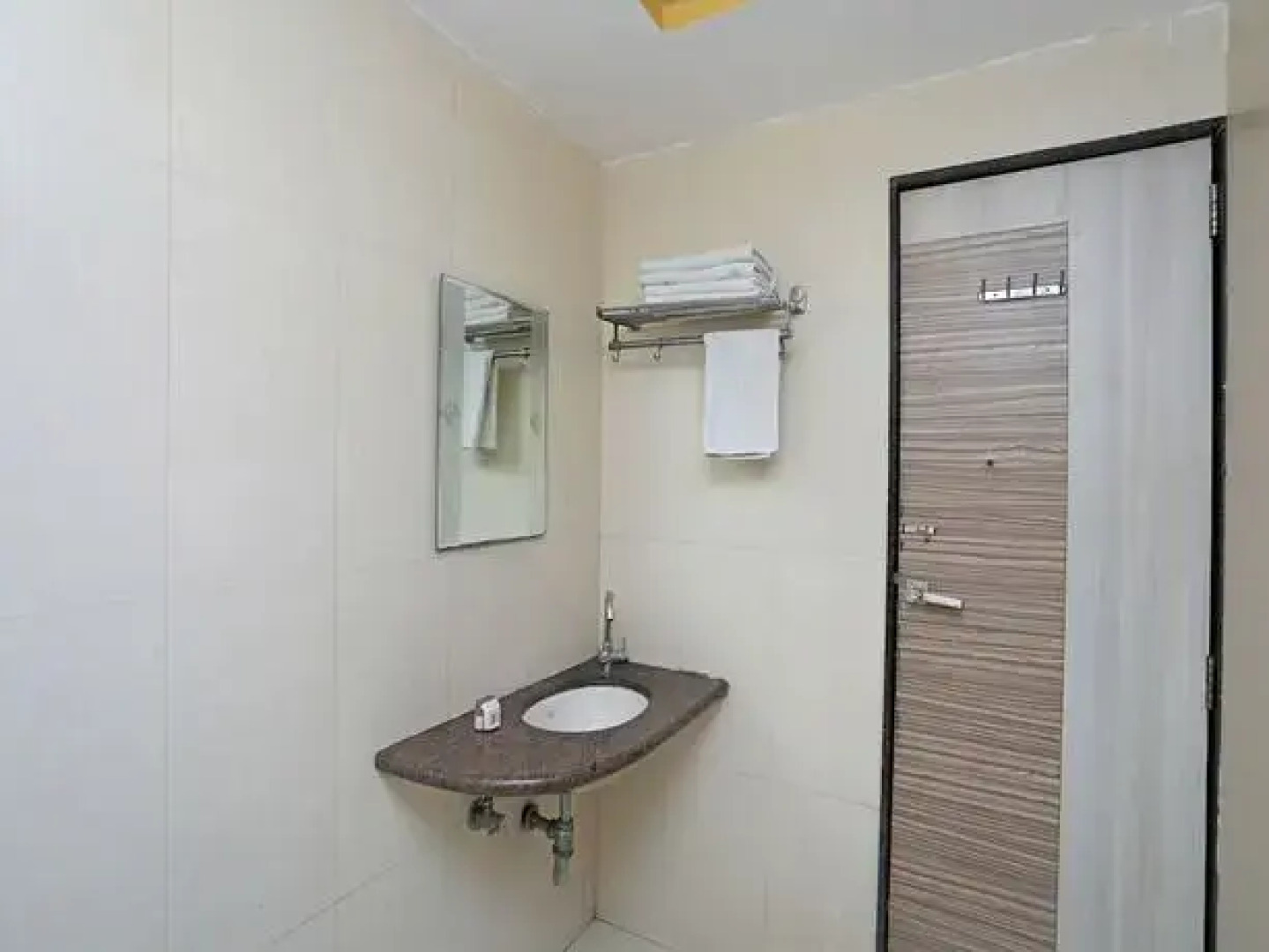 OYO Rooms Pune Nashik Road