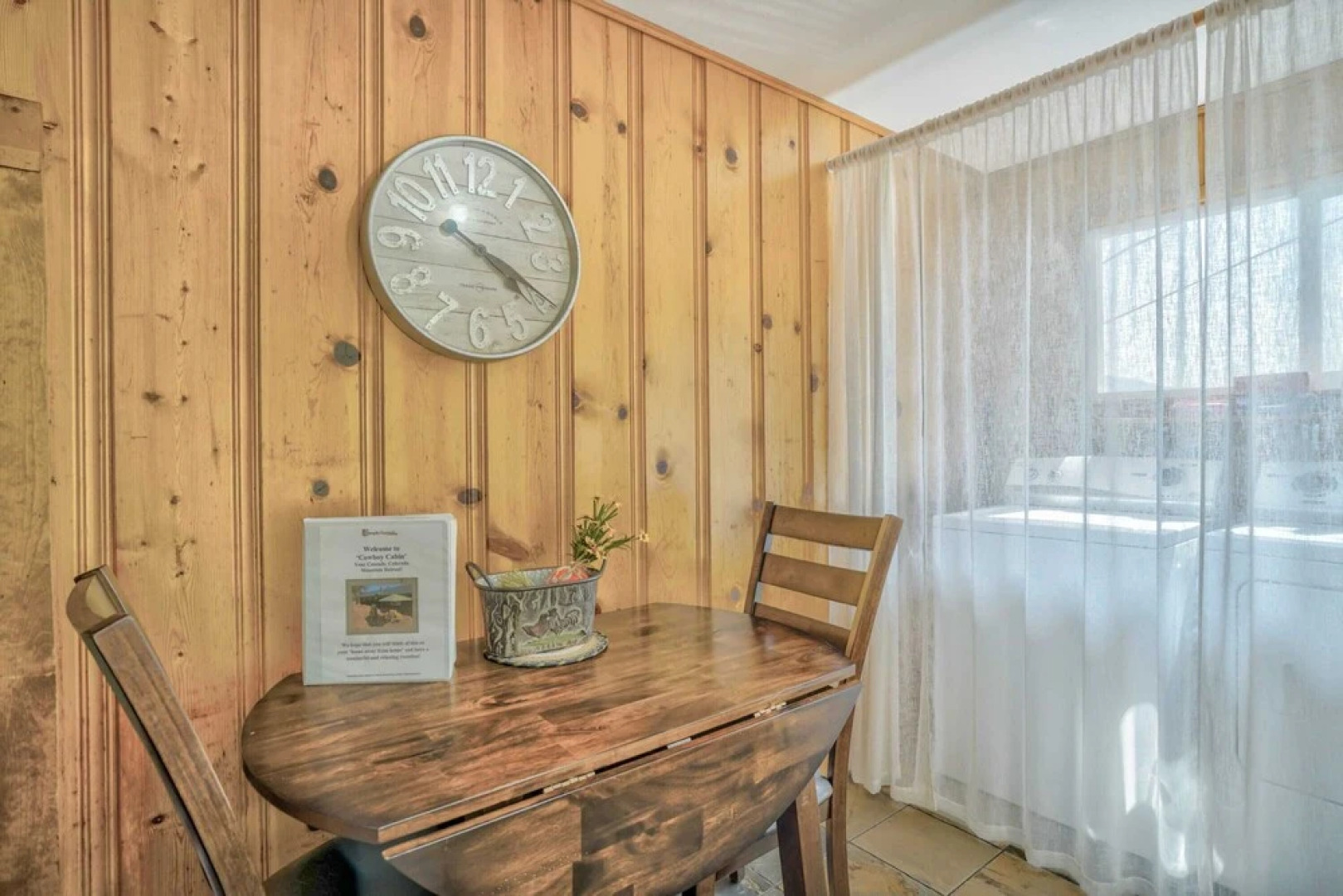 3BD Cowboy Cabin Pikes Peak Mountain Log Cabin