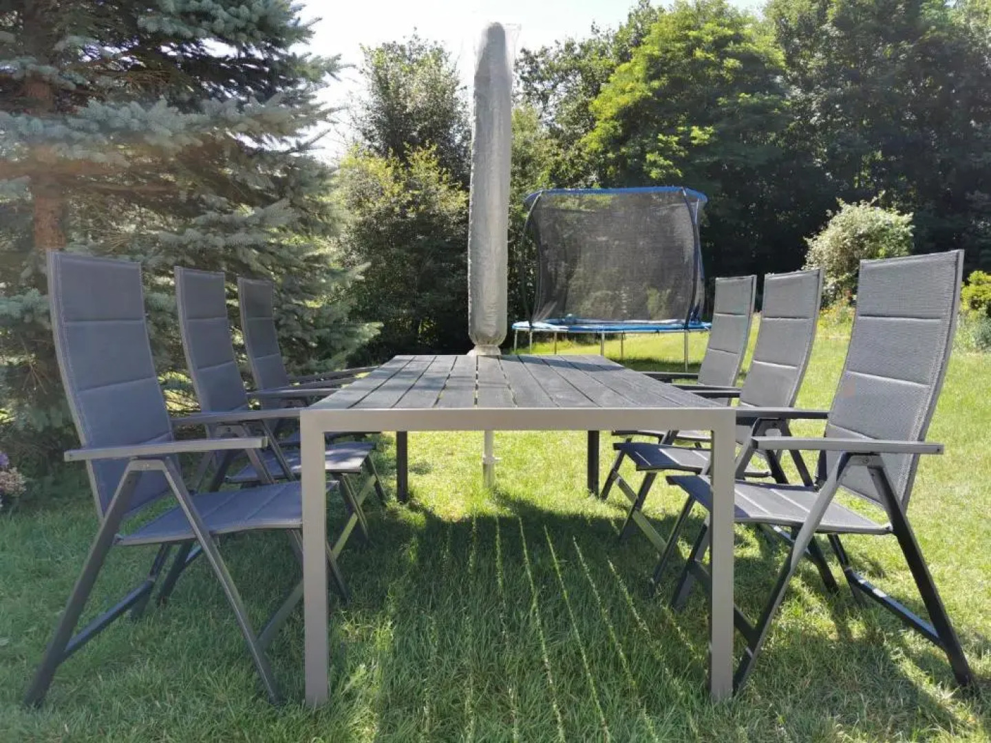 Wohlfühlhaus mit großem Garten in traumhafter Natur am Stadtrand