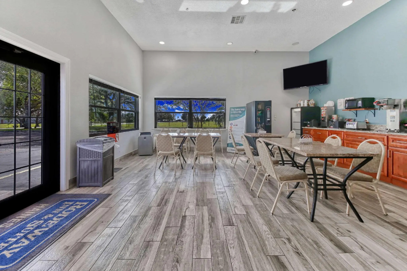 Rodeway Inn & Suites Haines City - Winter Haven