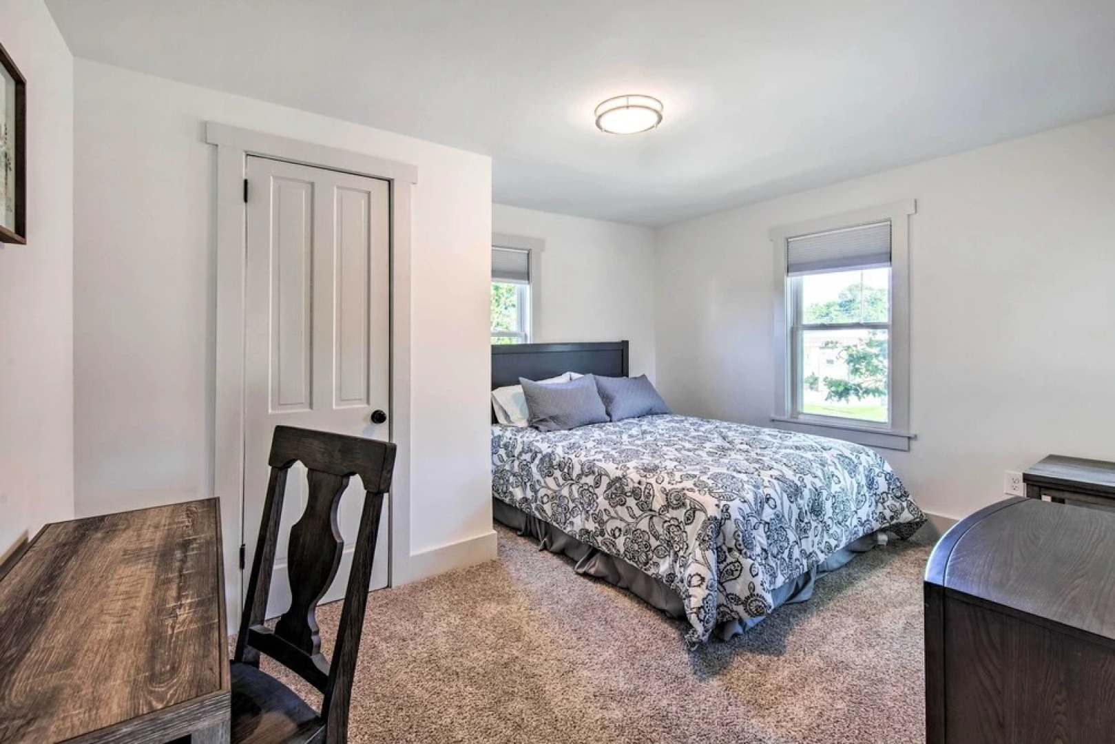 Updated Ronks Home ~ 8 Mi to Dtwn Lancaster!