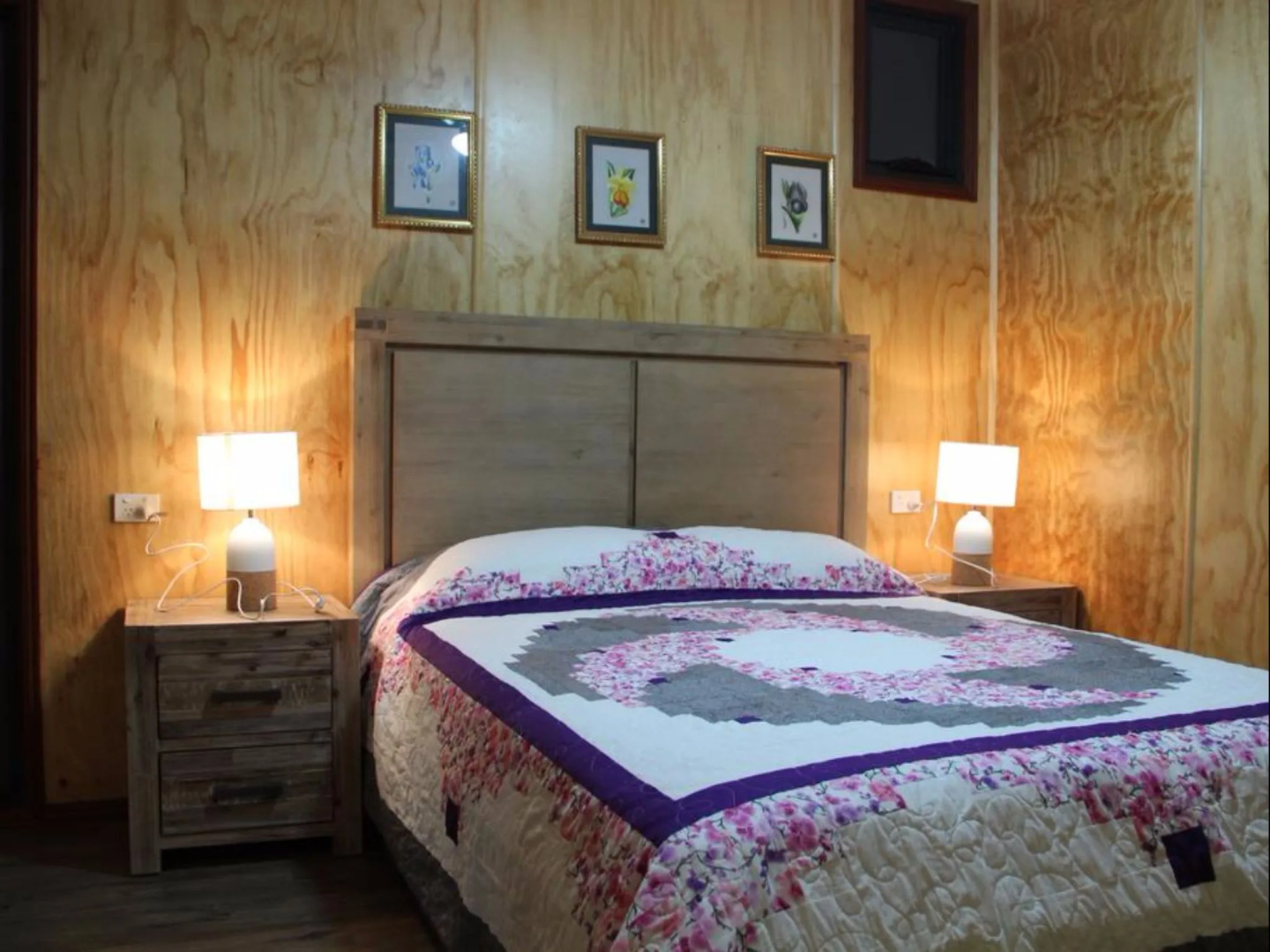 Tweeters Country Getaway