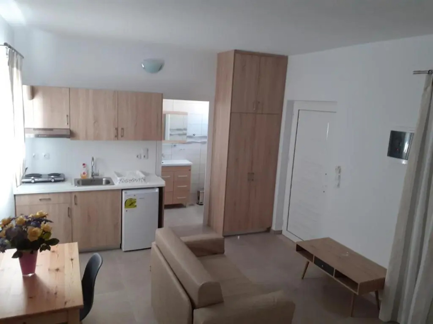 Haralambos Apartments