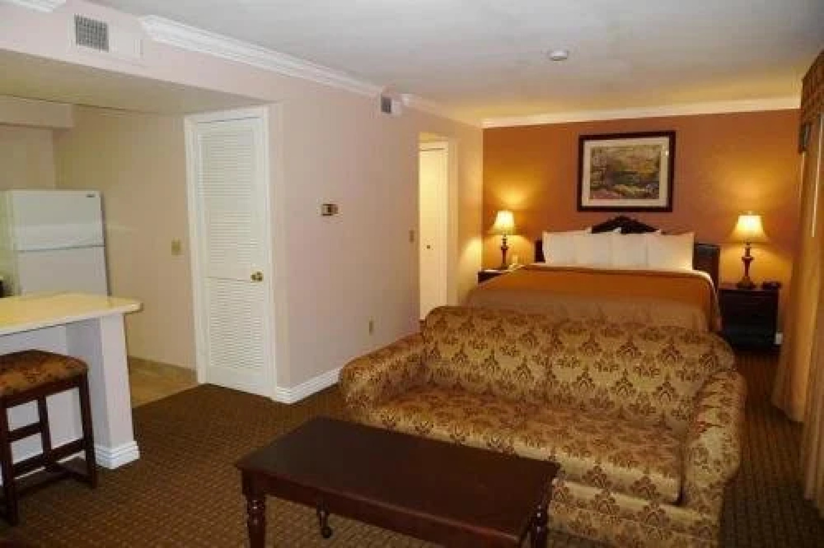 Quality Suites Anaheim Stadium