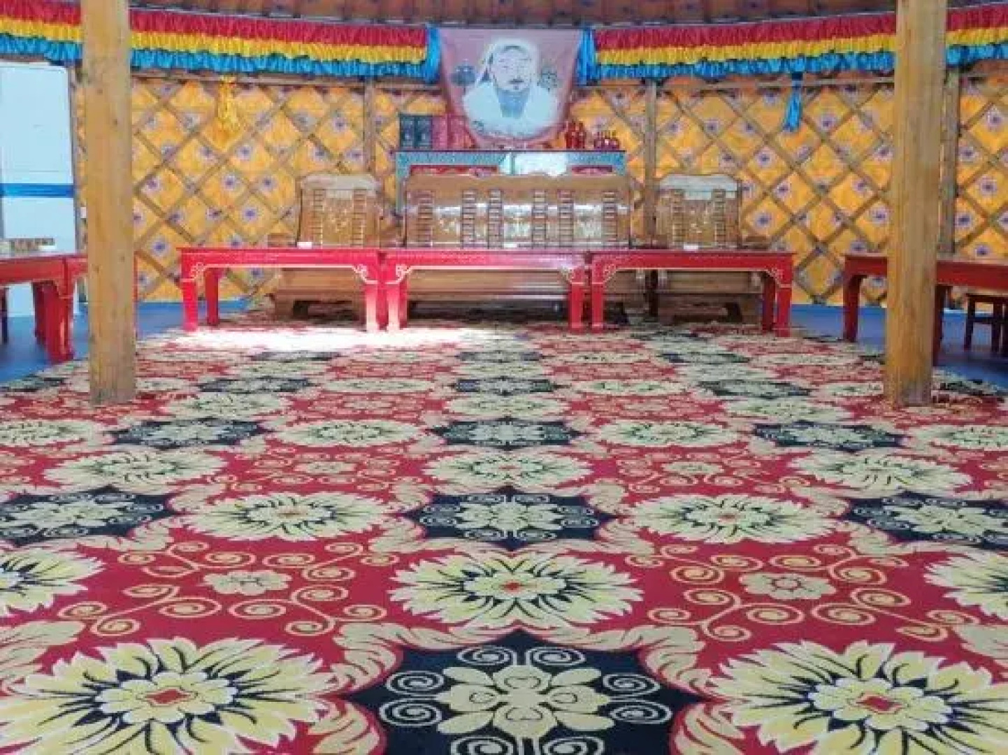 Oriental Pearl Hotel