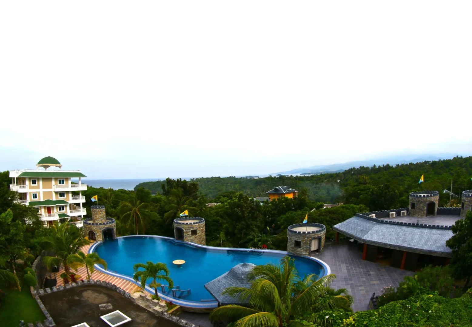 Lingganay Boracay Hotel Resort